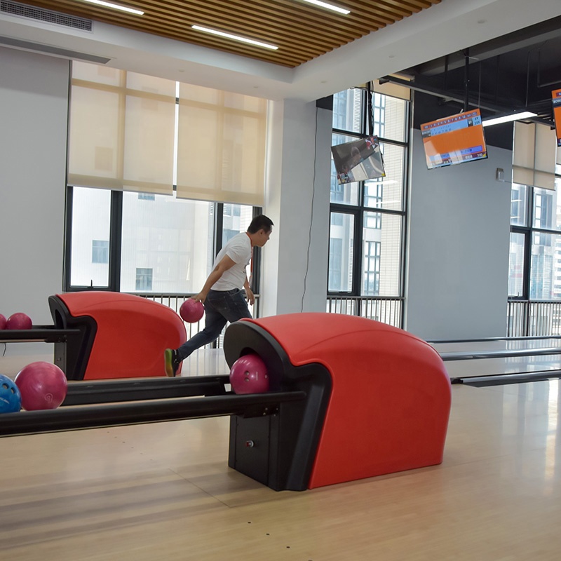 ห้องเล่นโบว์ลิ่งขนาดใหญ่ พร้อม - Sports Equipment And Facilities บทวิจารณ์และราคา